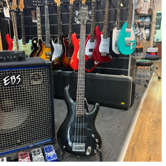 גיטרה בס יד שניה Ibanez edb500